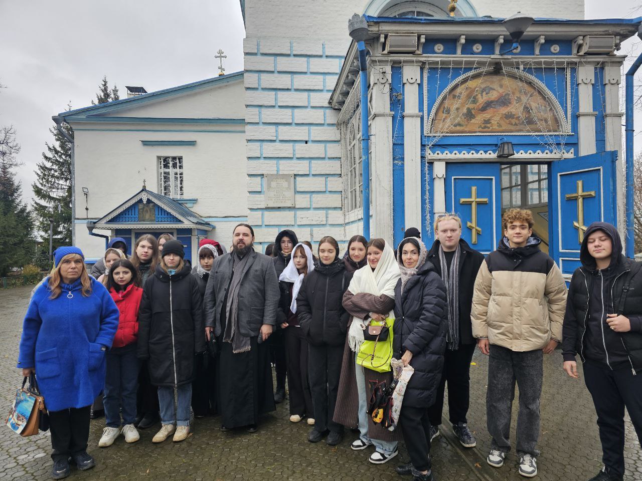 Экскурсия в храм Рождества Христова